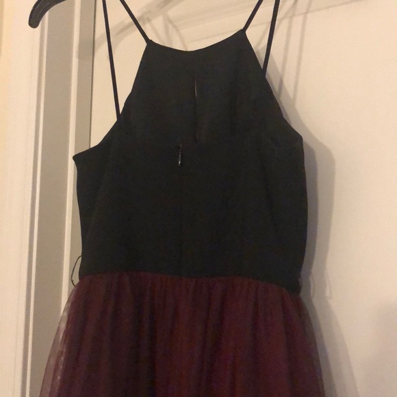 Dress - Picture 4 of 4